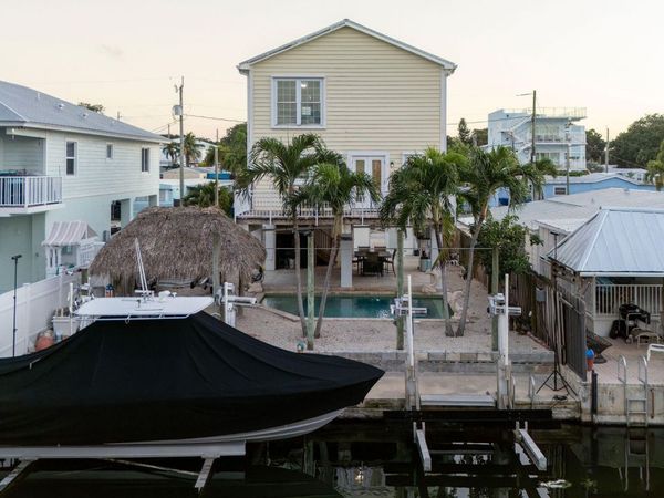 27 Avenue D, KEY LARGO, FL 33037