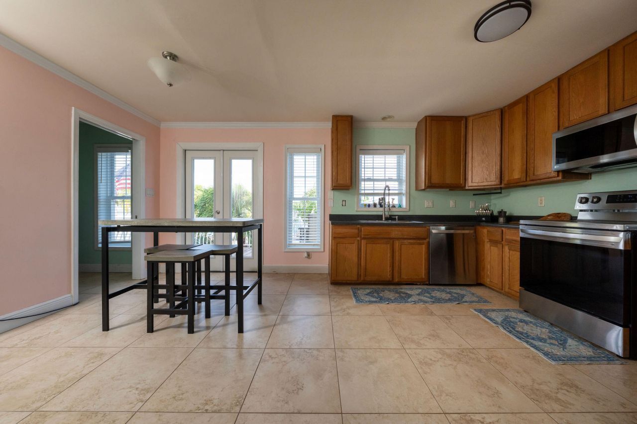 27 Avenue D, Key Largo, FL 33037 Photo