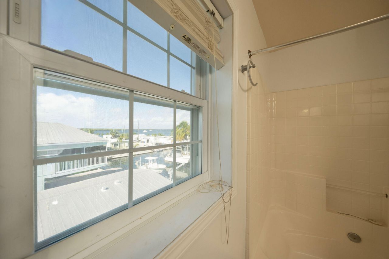 27 Avenue D, Key Largo, FL 33037 Photo