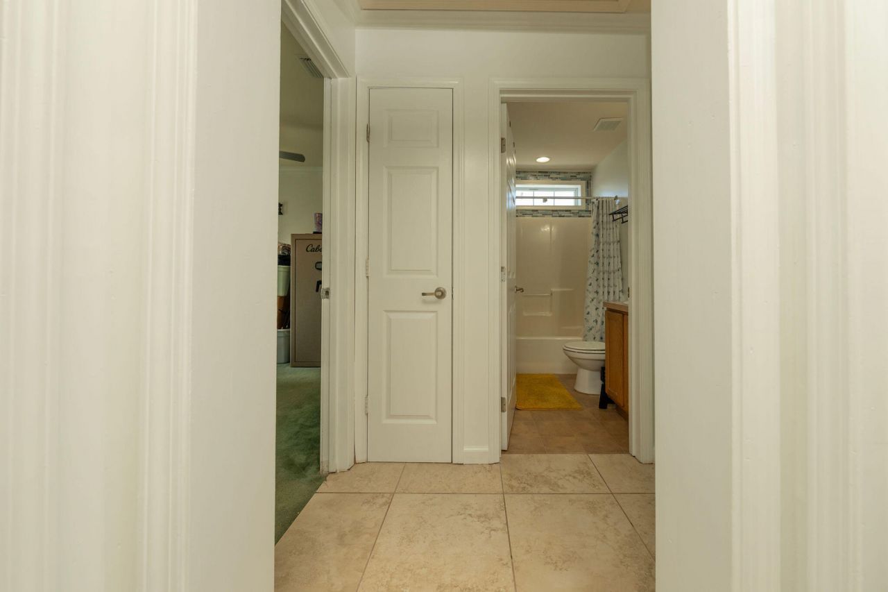 27 Avenue D, Key Largo, FL 33037 Photo