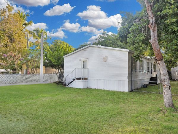 222 Cuba Road, Tavernier, FL 33037