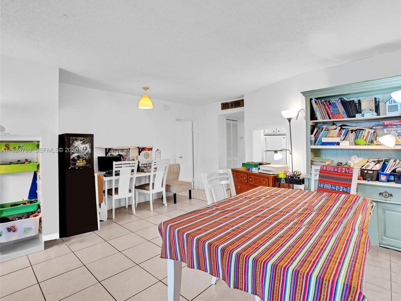 1780 NE 191st St, Unit 205-2, Miami, FL 33179 Photo