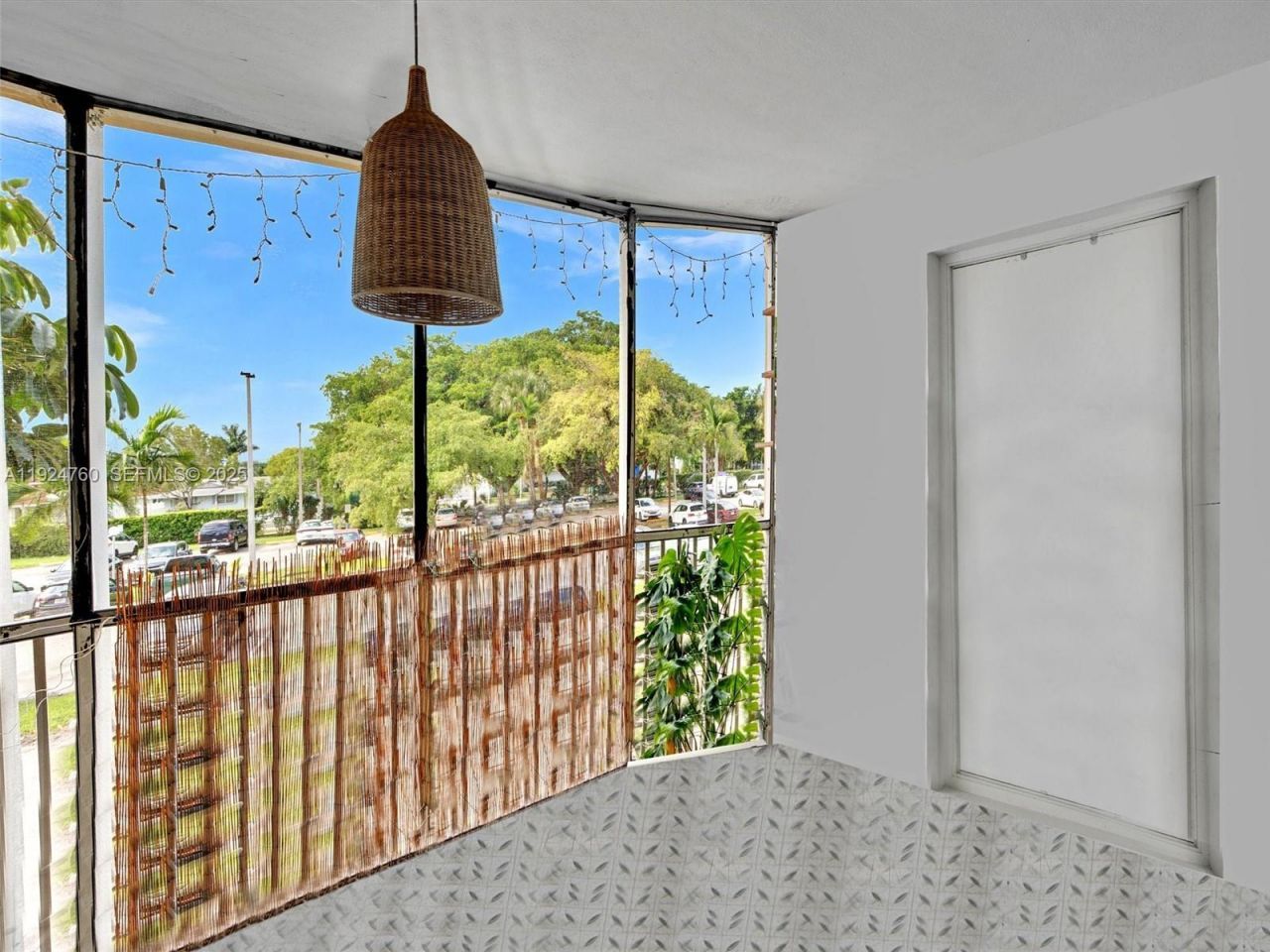 1780 NE 191st St, Unit 205-2, Miami, FL 33179 Photo