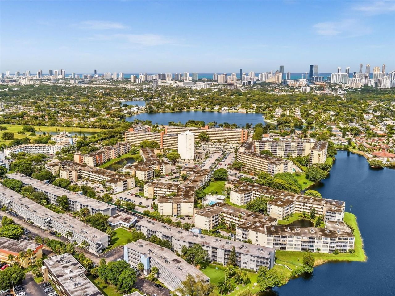 1780 NE 191st St, Unit 205-2, Miami, FL 33179 Photo