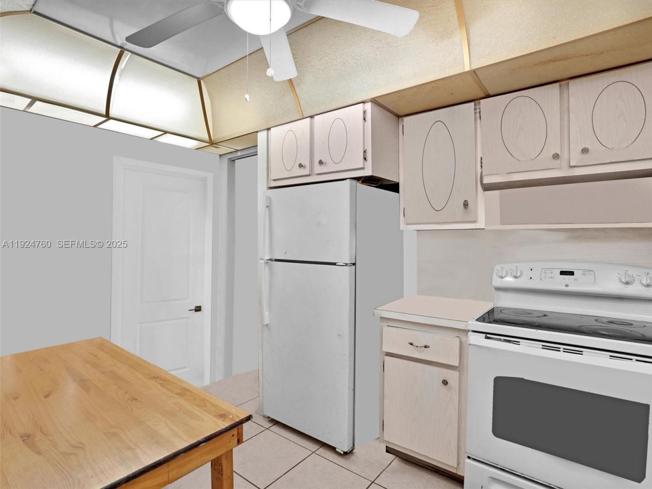 1780 NE 191st St, Unit 205-2, Miami, FL 33179 Photo