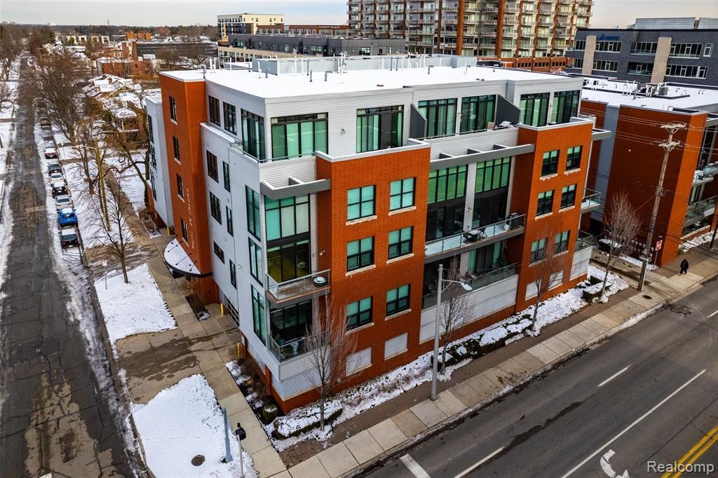 100 N Center Street, Royal Oak, MI 48067 Main Photo