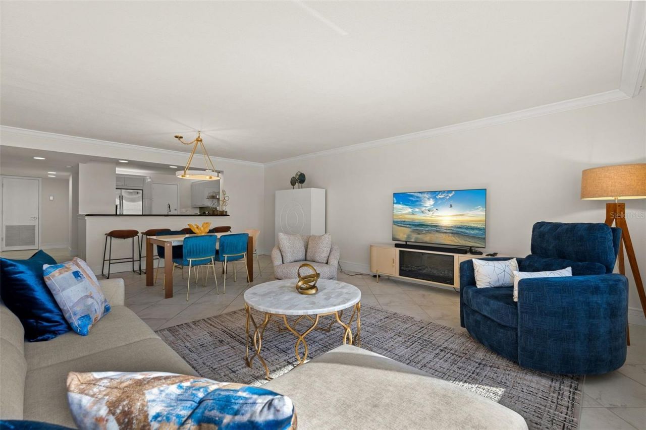 1750 Benjamin Franklin Drive, Unit 8D, Sarasota, FL 34236 Photo