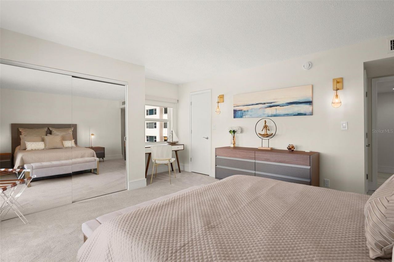 1750 Benjamin Franklin Drive, Unit 8D, Sarasota, FL 34236 Photo