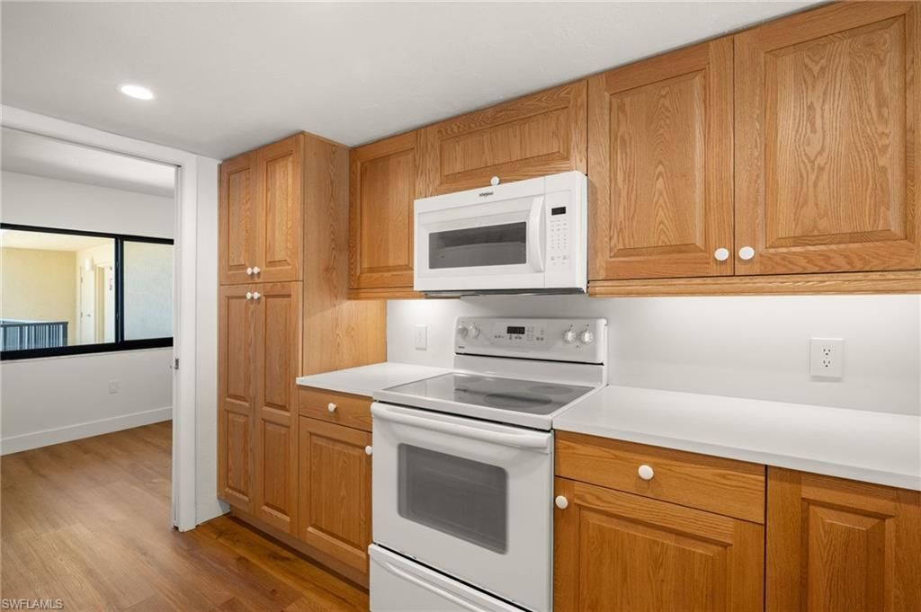 2915 W Gulf Dr, Unit A201, Sanibel, FL 33957 Photo