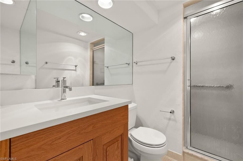 2915 W Gulf Dr, Unit A201, Sanibel, FL 33957 Photo