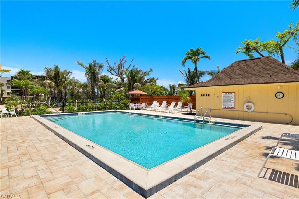 2915 W Gulf Dr, Unit A201, Sanibel, FL 33957 Photo