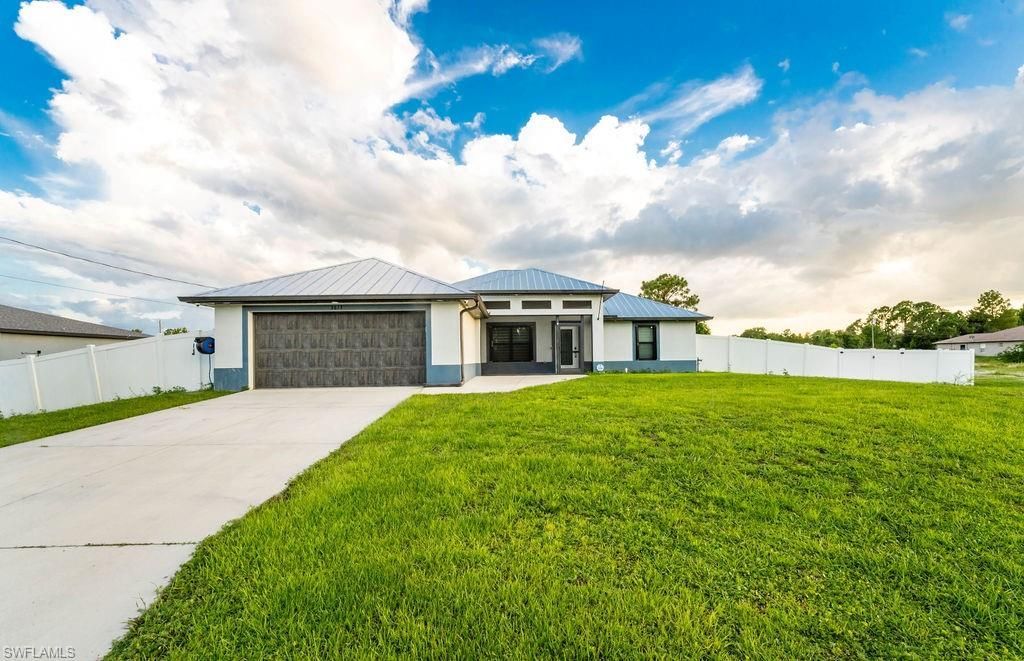 3613 39th St Sw, Lehigh Acres, FL 33976 Photo