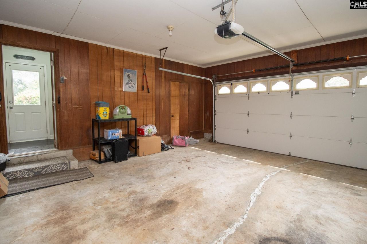 219 Finsbury Road  Photo 4