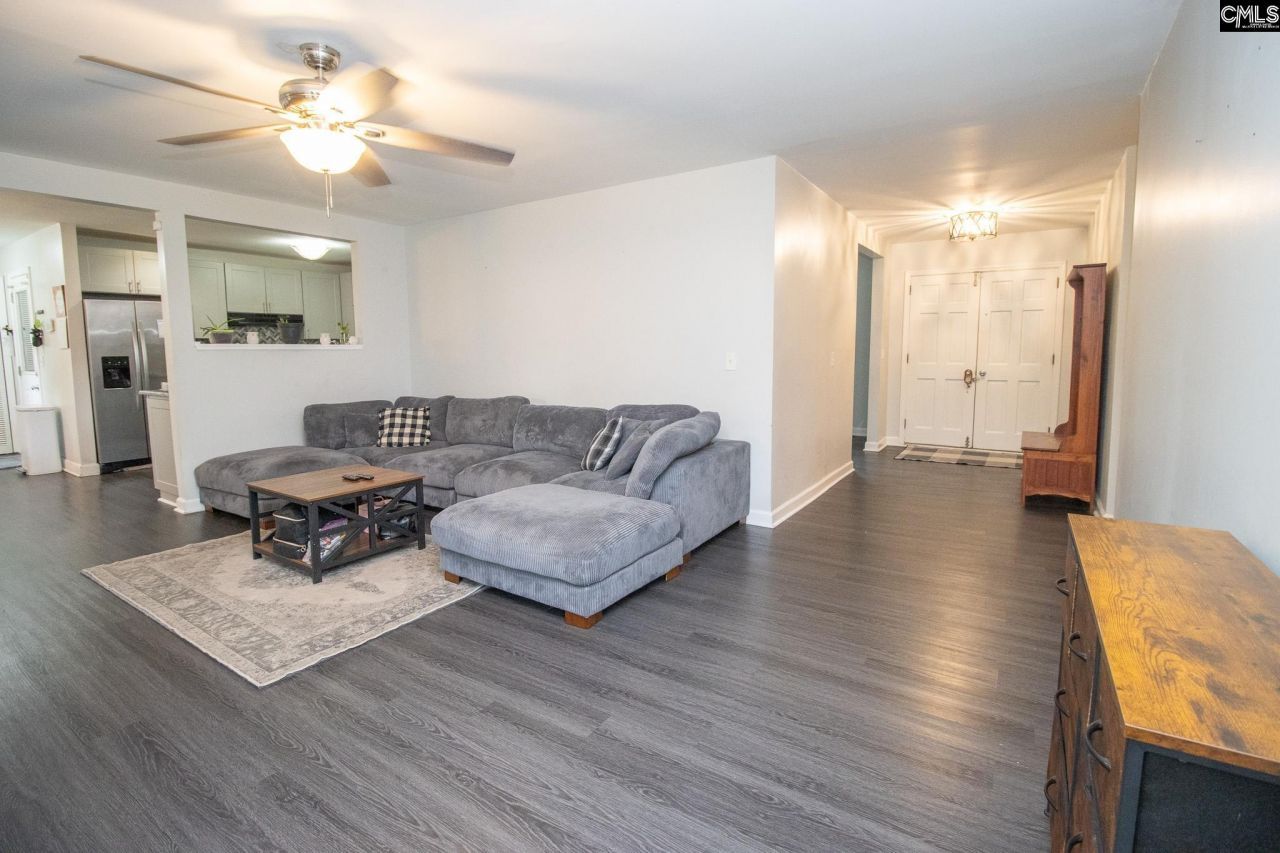 219 Finsbury Road  Photo 6