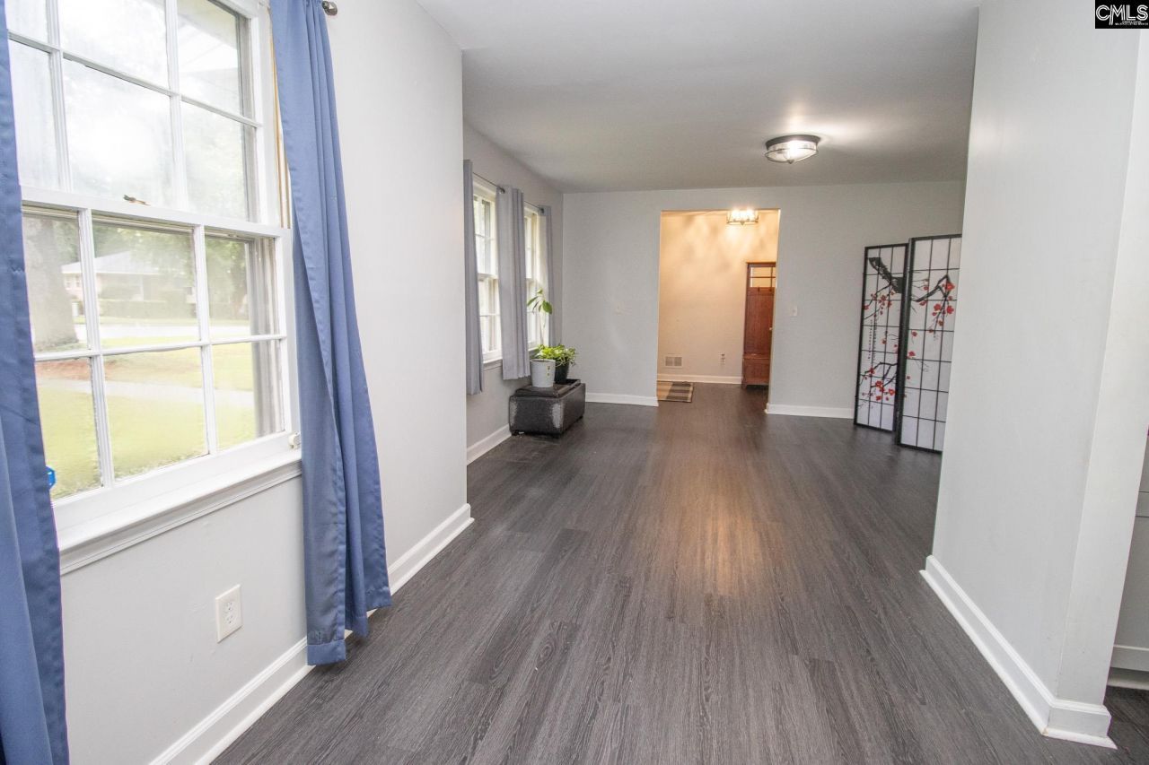 219 Finsbury Road  Photo 8