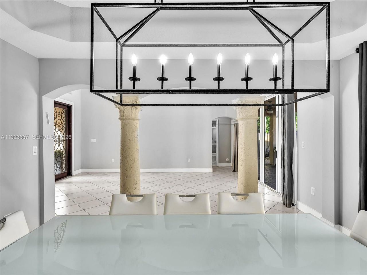 8123 NW 161st Ter, Miami Lakes, FL 33016 Photo