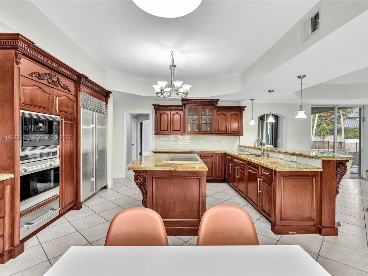 8123 NW 161st Ter, Miami Lakes, FL 33016 Photo