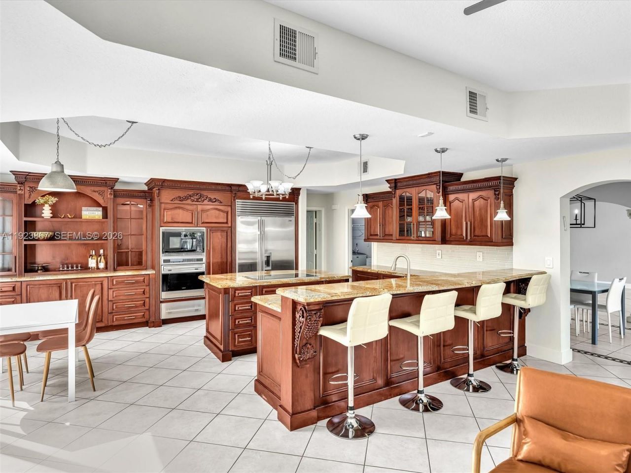 8123 NW 161st Ter, Miami Lakes, FL 33016 Photo