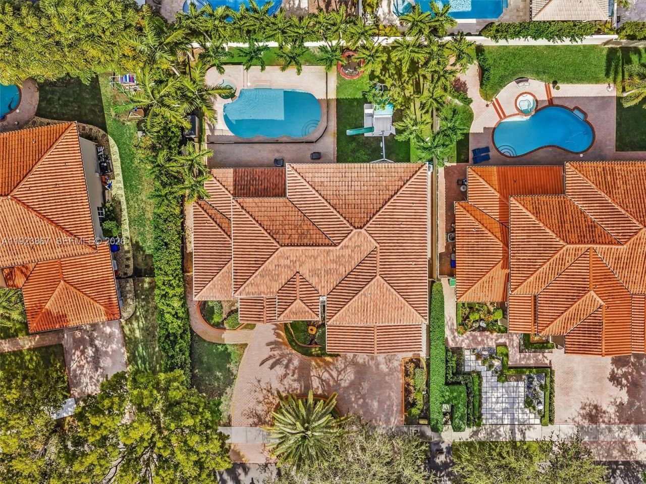 8123 NW 161st Ter, Miami Lakes, FL 33016 Photo