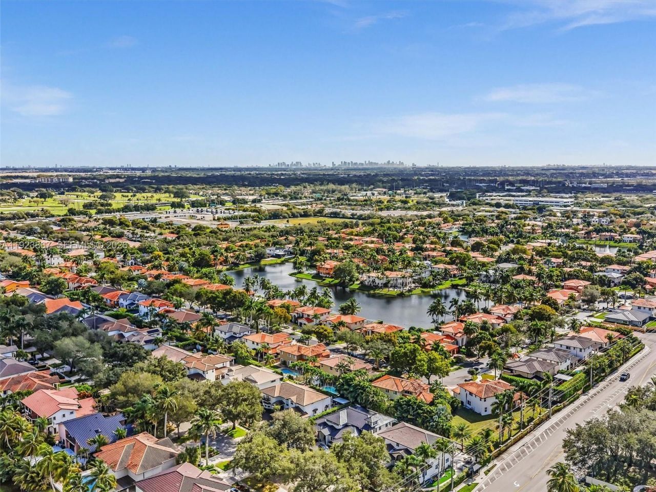 8123 NW 161st Ter, Miami Lakes, FL 33016 Photo