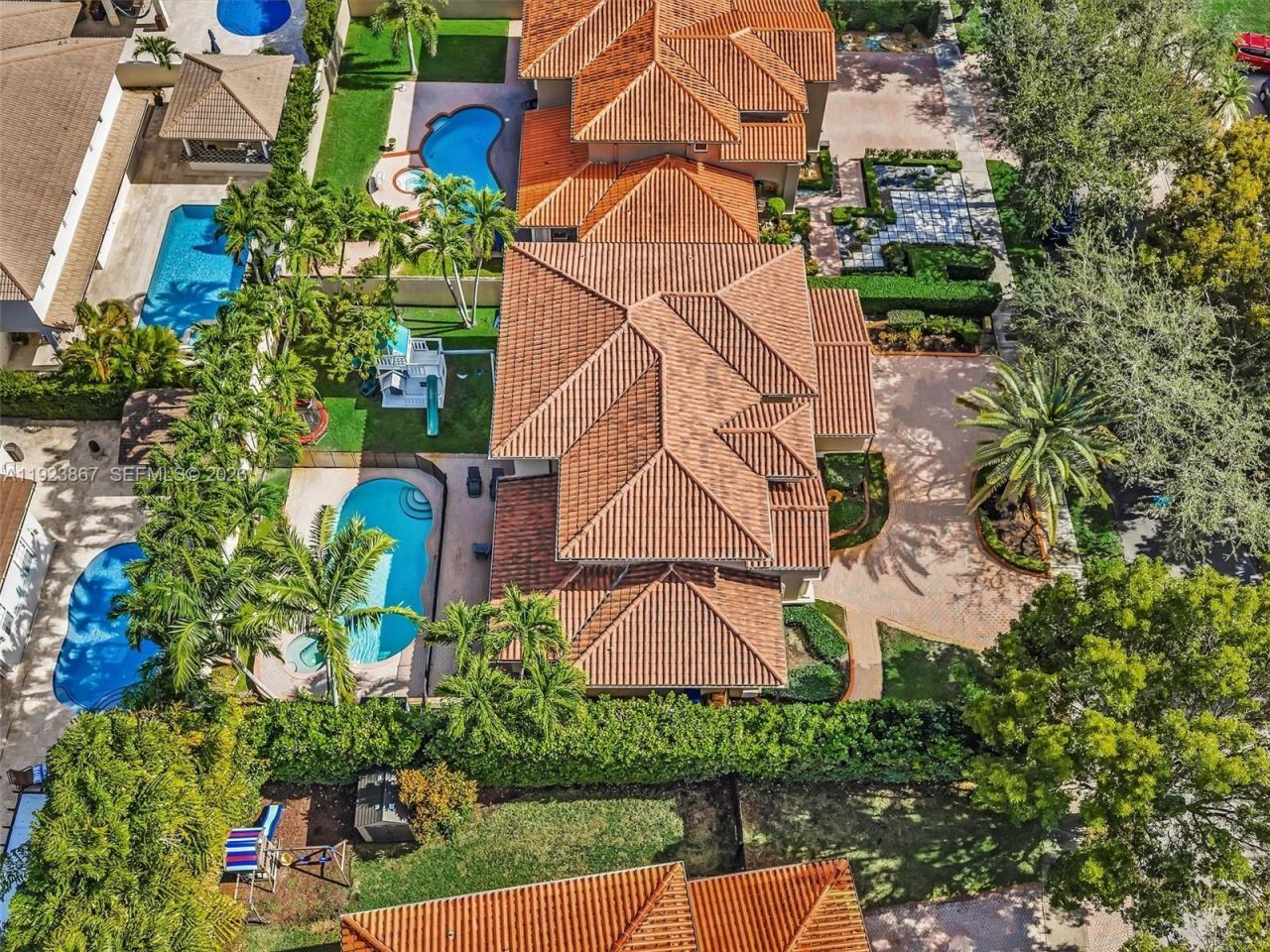 8123 NW 161st Ter, Miami Lakes, FL 33016 Photo