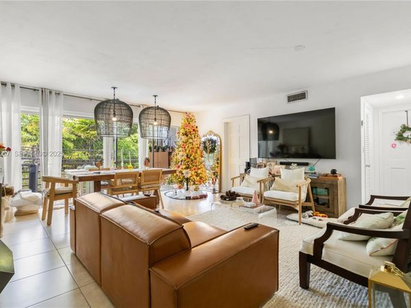 555 Crandon Blvd, Unit 21, Key Biscayne, FL 33149