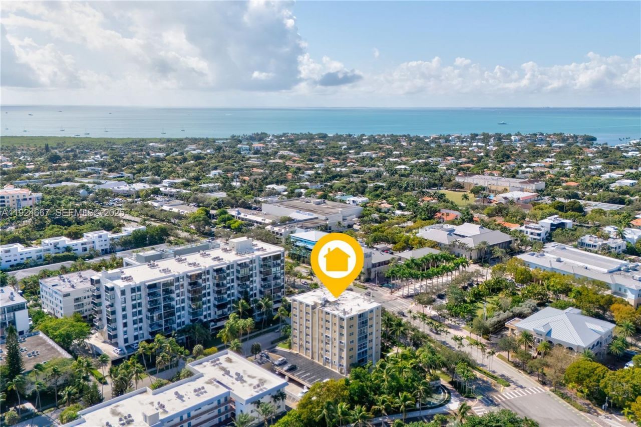 555 Crandon Blvd, Unit 21, Key Biscayne, FL 33149 Photo