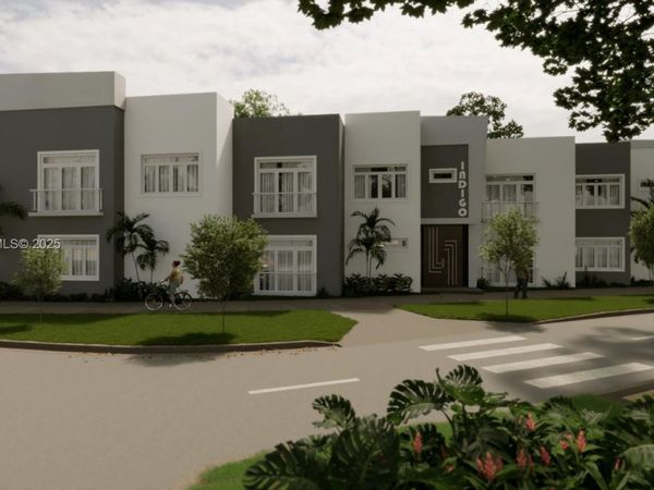 17611 SW 102 Ave, Perrine, FL 33157