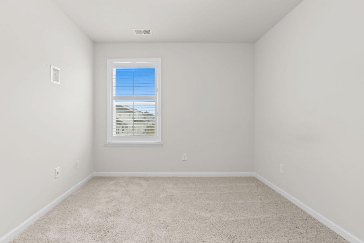 574 Mclernon Trace Photo 16