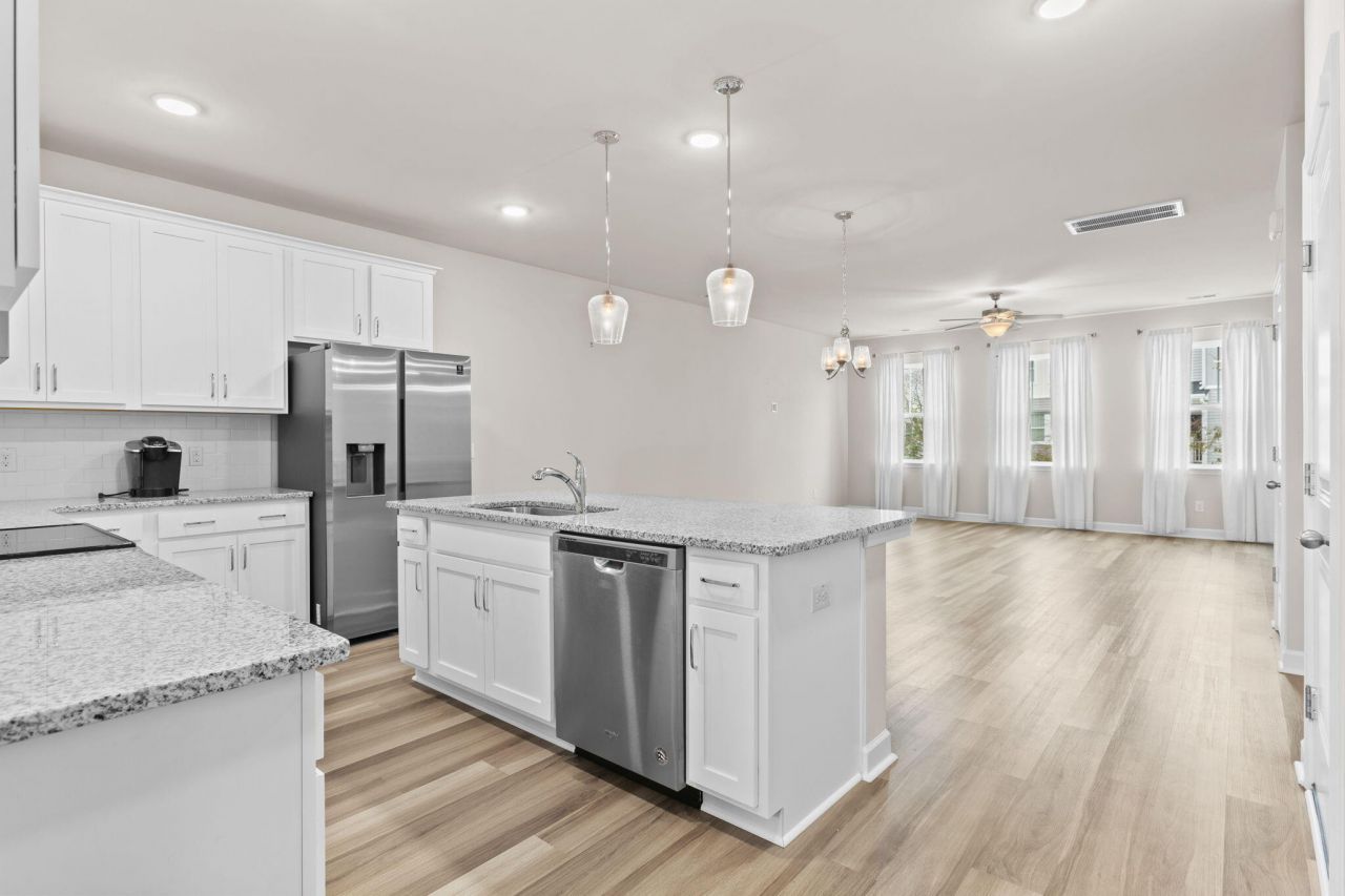 574 Mclernon Trace Photo 5