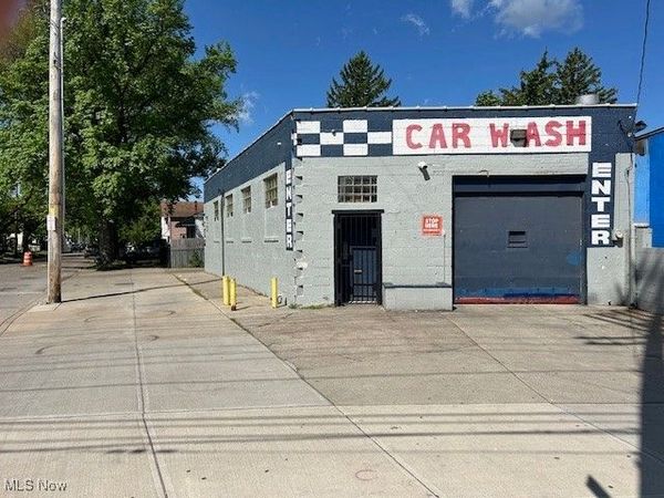 2050 W 65th Street, Cleveland, OH 44102