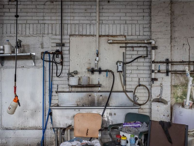 2050 W 65th Street, Cleveland, OH 44102 Photo 13