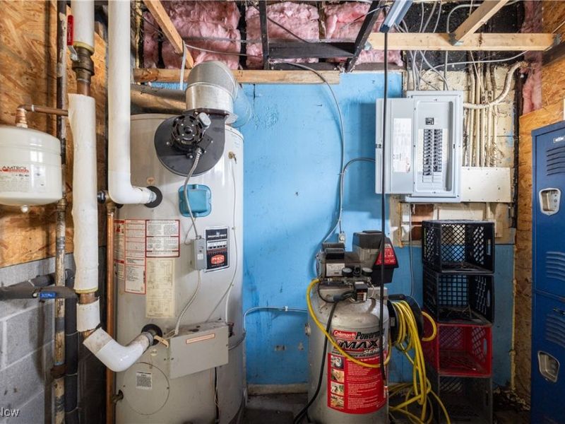 2050 W 65th Street, Cleveland, OH 44102 Photo 17