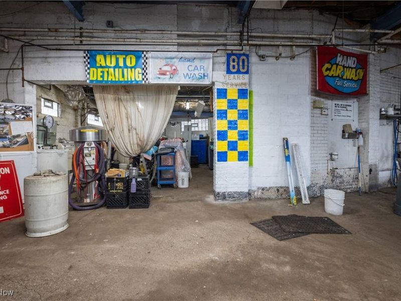 2050 W 65th Street, Cleveland, OH 44102 Photo 6