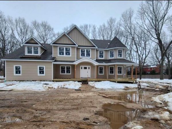 25a Randall, Shoreham, NY 11786