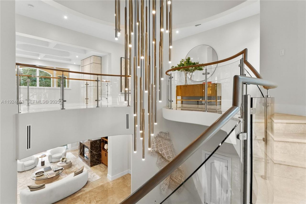 6080 SW 104th St, Pinecrest, FL 33156 Photo