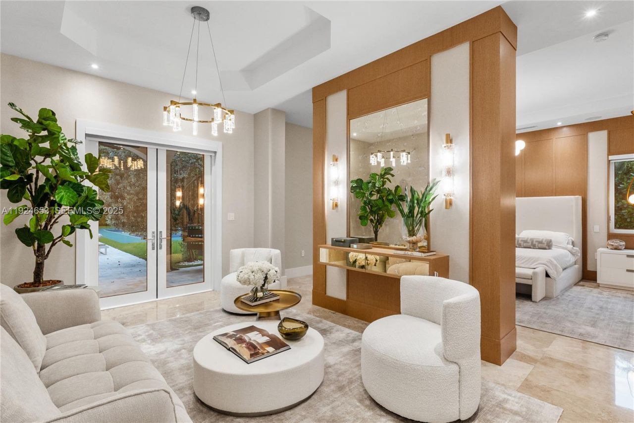 6080 SW 104th St, Pinecrest, FL 33156 Photo