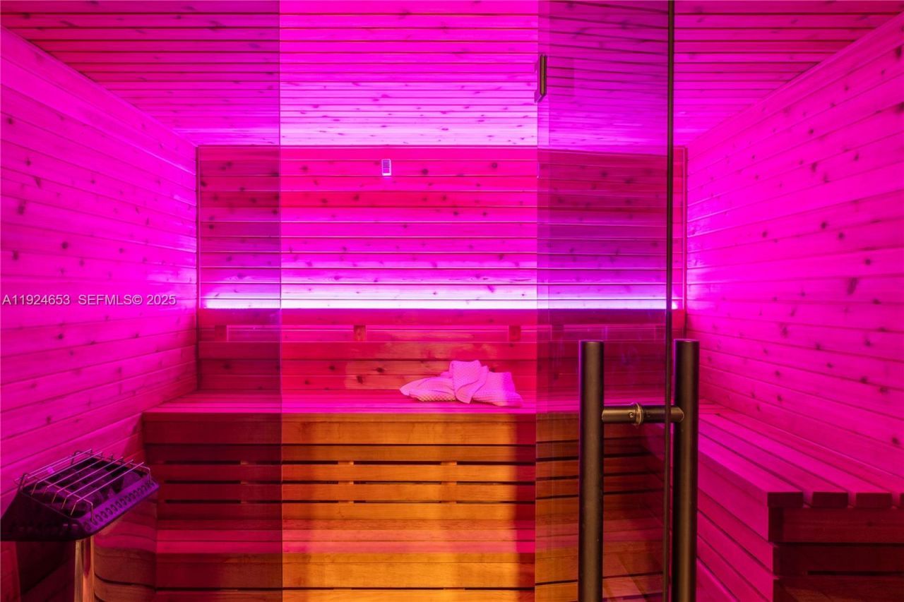 6080 SW 104th St, Pinecrest, FL 33156 Photo