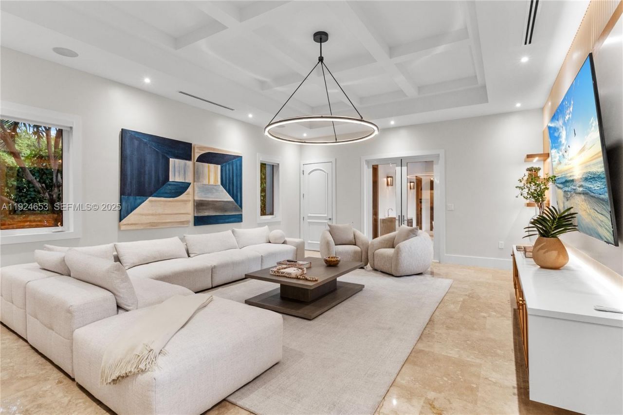 6080 SW 104th St, Pinecrest, FL 33156 Photo