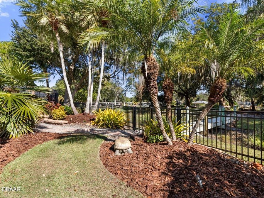 Property Image 77
