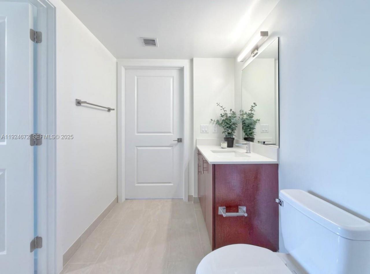 11239 NW 4th Ter, Unit 1, Sweetwater, FL 33172 Photo