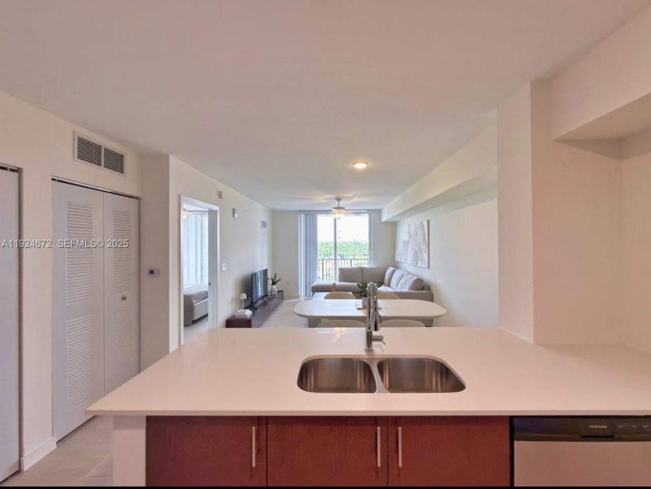 11239 NW 4th Ter, Unit 1, Sweetwater, FL 33172 Photo