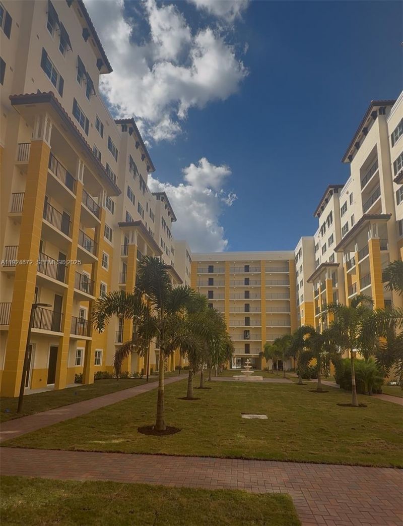 11239 NW 4th Ter, Unit 1, Sweetwater, FL 33172 Photo