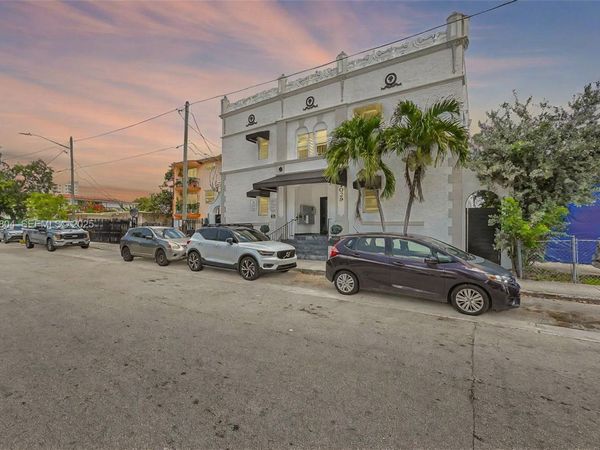 1029 SW 5th St, Miami, FL 33130