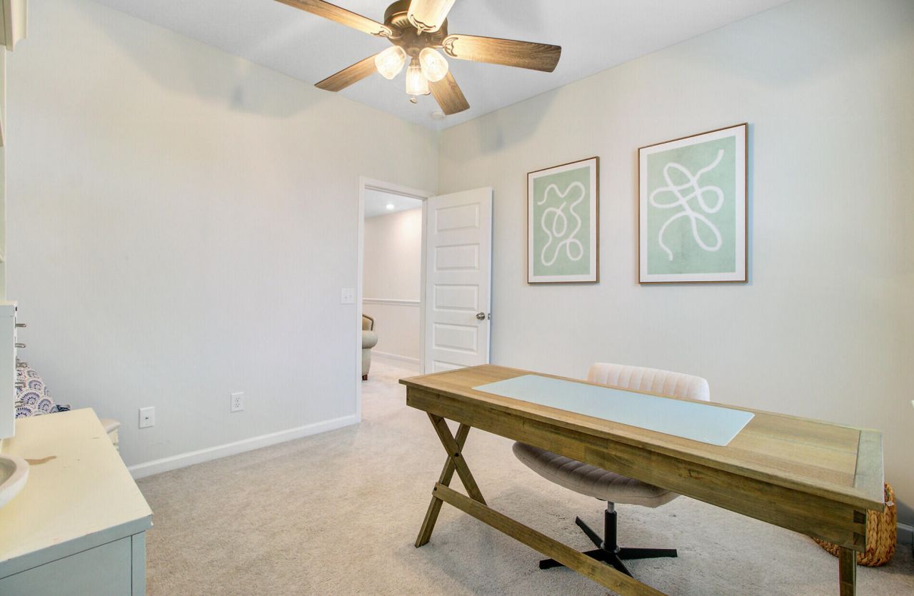 505 N Commodore Way Photo 35