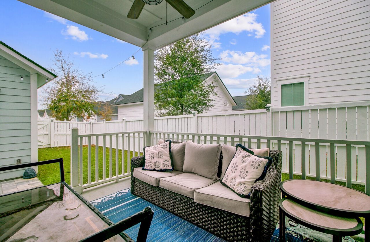 505 N Commodore Way Photo 42