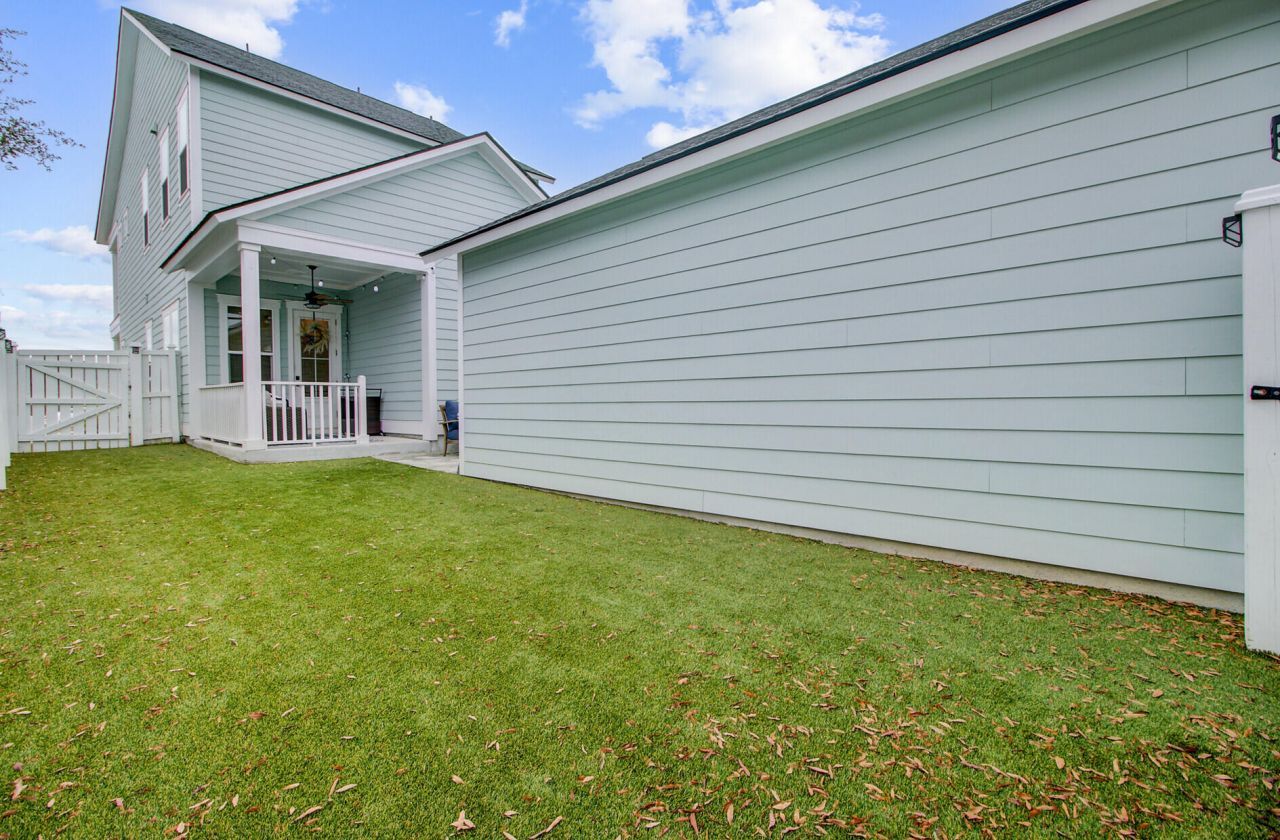 505 N Commodore Way Photo 47