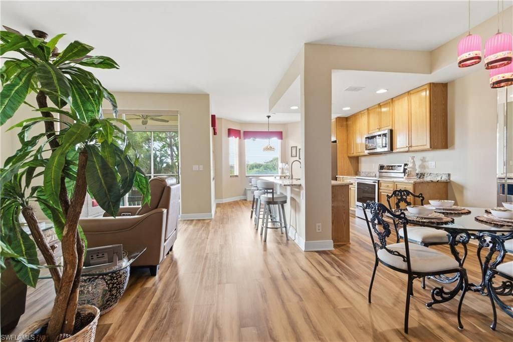 9350 Highland Woods Blvd, Unit 4202, Bonita Springs, FL 34135 Photo