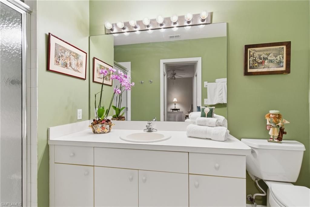 9350 Highland Woods Blvd, Unit 4202, Bonita Springs, FL 34135 Photo