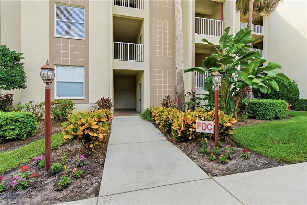 9350 Highland Woods Blvd, Unit 4202, Bonita Springs, FL 34135 Photo